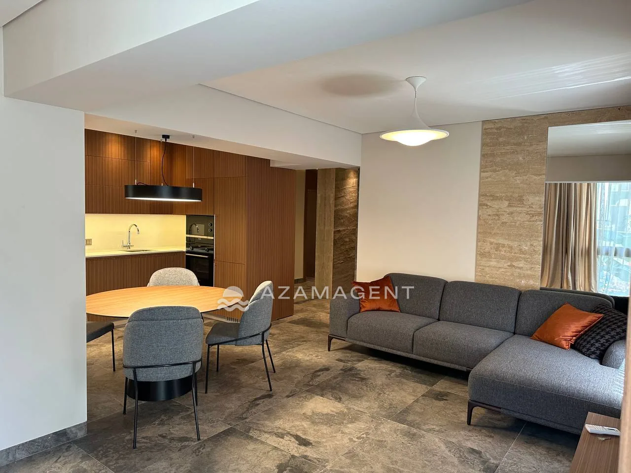 3-Bedroom Apartment for Sale in Cleopatra, 70 m from the Sea — Cleopatra Area, Alanya
